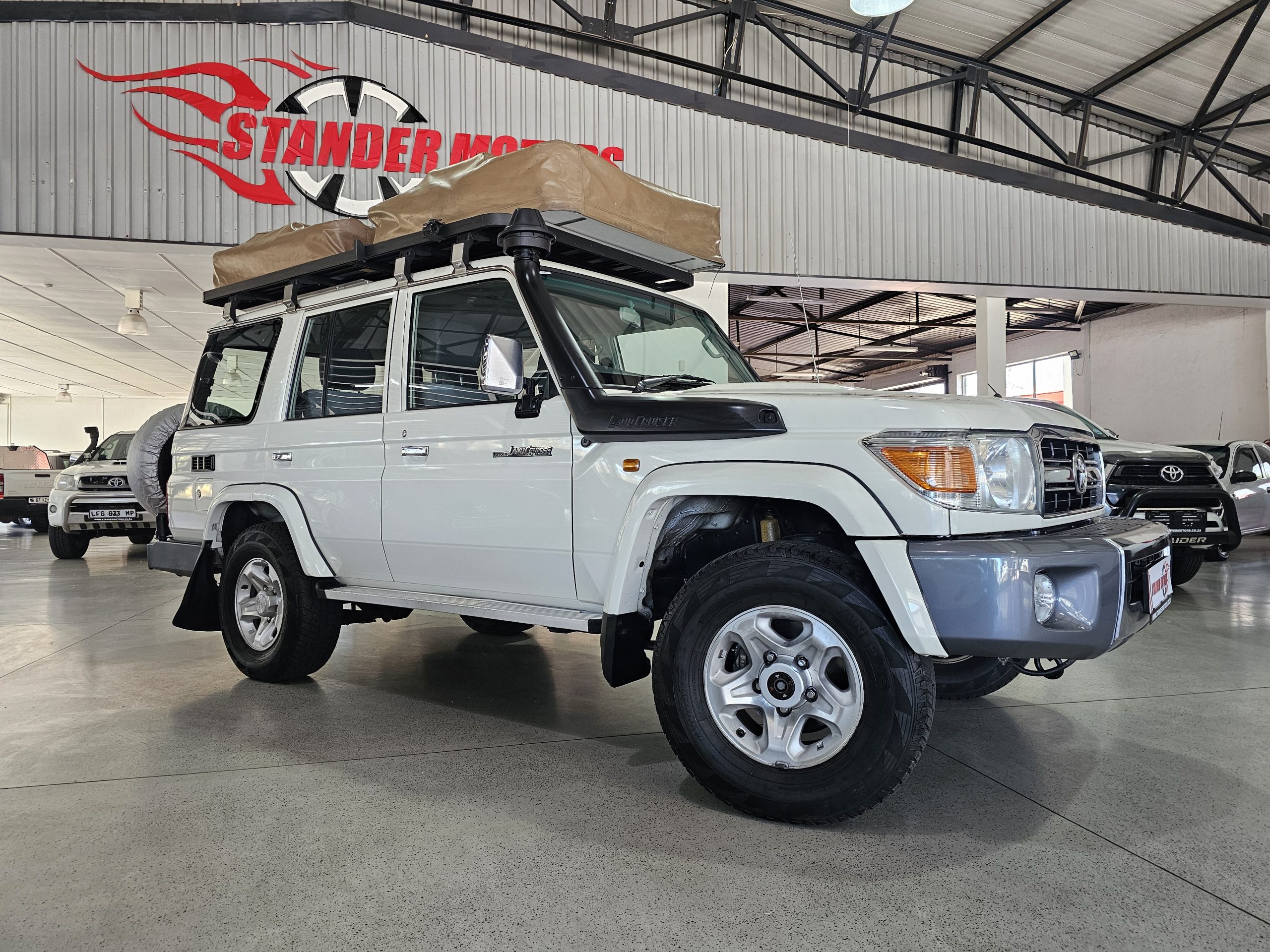 2019 Toyota Land Cruiser 76 4.5 V8 LX