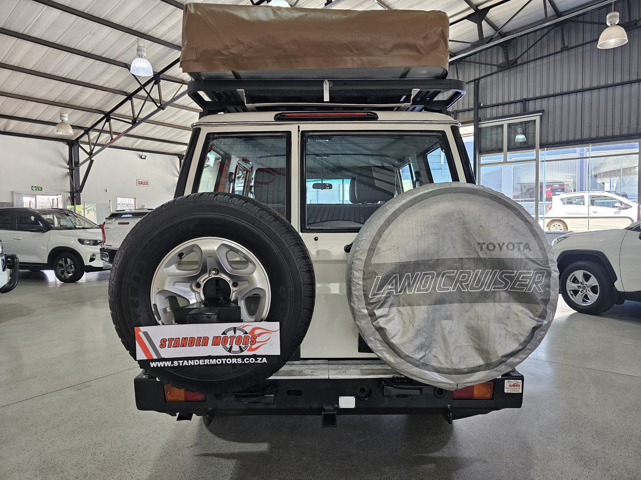 2019 Toyota Land Cruiser 76 4.5 V8 LX